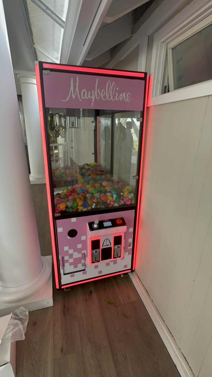 Claw Machine custom vinyl wrap